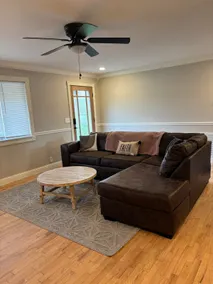 The Peaceful Pad in Downtown Rogers - Image 4