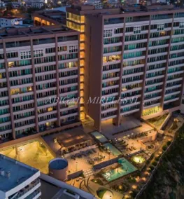 Sea & Relax: 3 Pools and Oceanfront Jacuzzi - Image 2