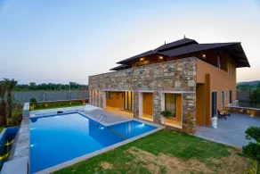3BHK Kanota Dam Retreat – Pvt Pool & Hill Views - Image 2