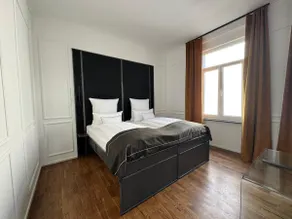 Luxury Family Suite with Terrace - Image 4
