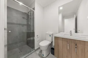 20%Off Monthly 3Bedroom Home ManorLakesCentre - Image 5