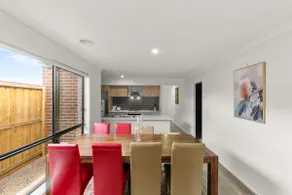 20%Off Monthly 3Bedroom Home ManorLakesCentre - Image 3