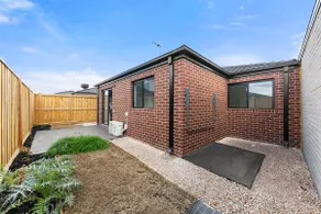 20%Off Monthly 3Bedroom Home ManorLakesCentre - Image 2