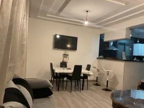 Large 2 room modern new air conditioning wifi and satelitte - Image 4