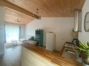 Small quiet house. - Image 3