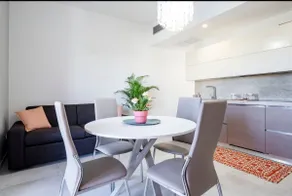 Villa Apartment near the sea + parking - Image 3