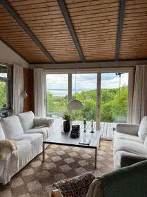 Cozy wooden house with amazing views - Image 3