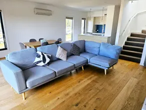 MoDERN Townhouse. Parkland OASIS. Steps to SHOPS! - Image 3