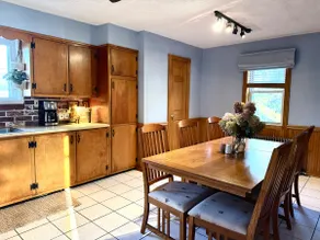 Cozy 2nd floor apartment - Image 2