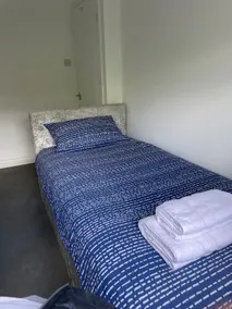 Stylish Flat B - Image 4