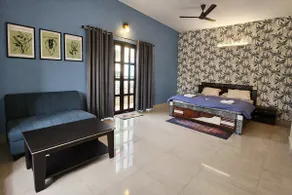 Lovingluving Majestic 3BHK | Entire Home - Image 3