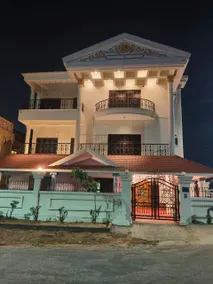 Lovingluving Majestic 3BHK | Entire Home - Image 2