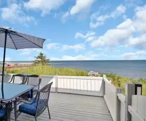Lumiere Seaside Cottage - Image 3