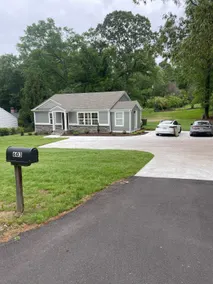 Cottage in Clemson - Image 2