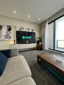 2 Bedrooms | Waterfront with 86' TV + PS5/Balcony - Image 3