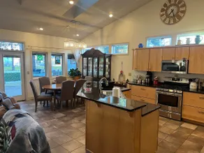Modern House - Image 4