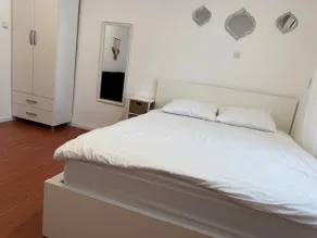 Settle in the kibbutz - Image 2