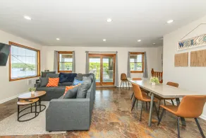 Stunning Home On Lake Hopatcong - Image 4