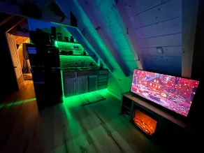 NEW- Peak Forest Log Cabin in the Woods - Image 3