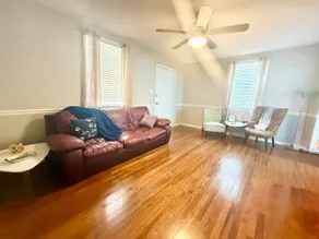 Adorable home in downtown Perry! - Image 4