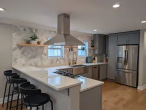 Luxury 4BR w/ Theater, Near Downtown & McCormick - Image 3