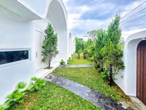 Private MiniResort 1500m2 * 4Pools * 6-12Rooms - Image 3