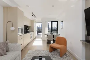 Keefer House | Deluxe Two Bed - Image 4