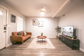 Nordic Style Apt Near Downtown Dallas Design Distr - Image 4