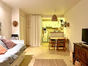 Beautiful studio terrace with Esparron lake view 4 people - Image 4
