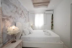 Almyra Home - Image 5
