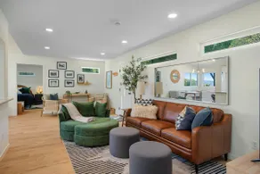 3BR waterfront home with patio & wildlife watching - Image 5