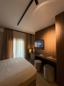 Sky 2 studio Apartment - Image 2