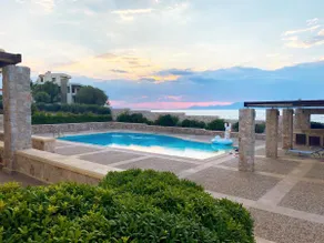 Villa & Pool On the Water - Image 4
