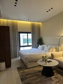 302 D, a hotel-style apartment in a prime location - Image 2