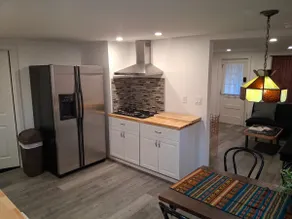 Beautiful adobe style house - Image 3