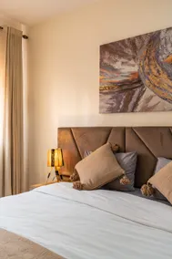 Luxury 2BR Apt in Gueliz, Pools, Parking,Elevator - Image 4