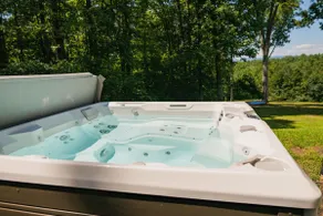 Stunning Shenandoah Private Forest Retreat - Image 5