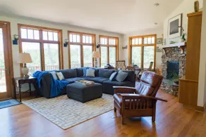 Stunning Shenandoah Private Forest Retreat - Image 2