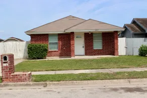 Little Red Brick House. - Image 5