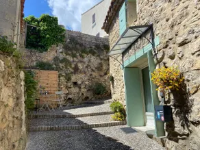 ”Quéribus” cottage in picturesque alley - Image 2