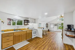 Remodeled & Sparkling Clean | Fern Canyon Cottage - Image 4