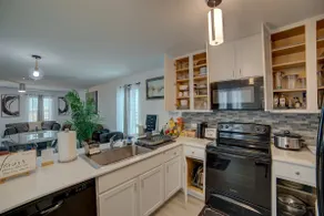 Charming Getaway Retreat 3BD/2.5BA King/Queen Beds - Image 2