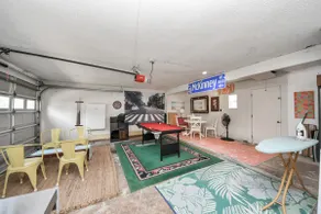Beatles-Themed Retreat|Unique Stay in Channelview - Image 5