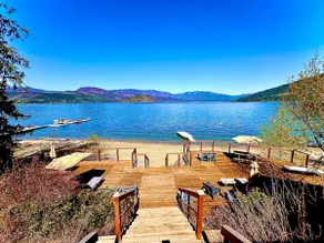 The Copper Island Getaway- Waterfront Retreat - Image 2