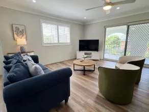 4BR Family Home · Westfield Carindale · Parking - Image 4