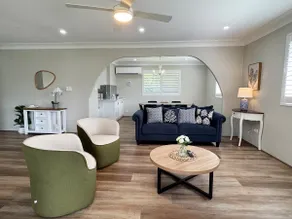 4BR Family Home · Westfield Carindale · Parking - Image 3