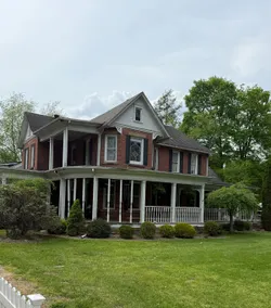 Hawkins House B & B - Image 3