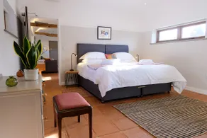Charming Farm Suite - Image 2
