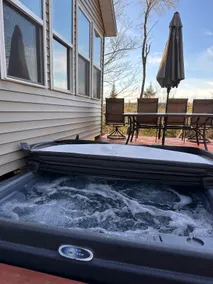 Summer Escape Cabin | Pool Days, Hot Tub Nights - Image 3
