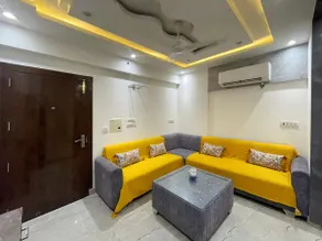 Stylish Studio in DLF:Luxe Living& Prime Location! - Image 4